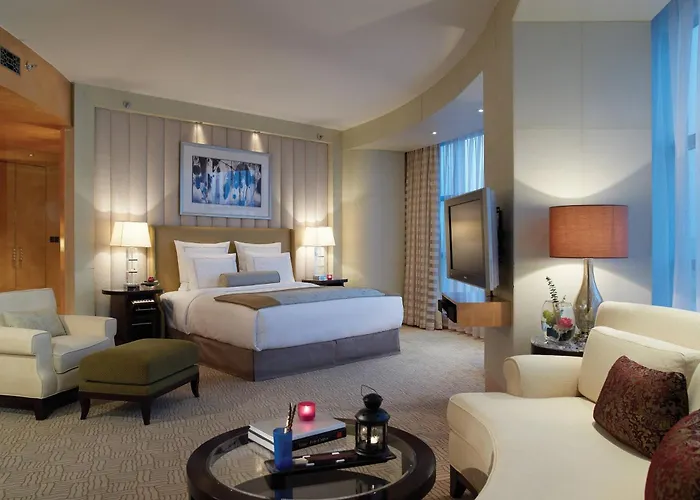 The Ritz-Carlton Beijing, Financial Street